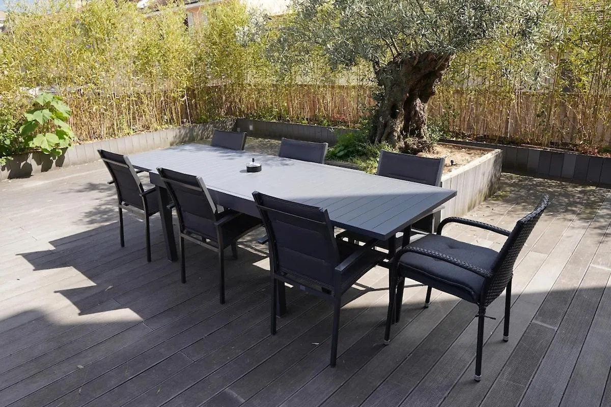 Luxueux Appartement 3 Chambres Genève 0*,  Schweiz